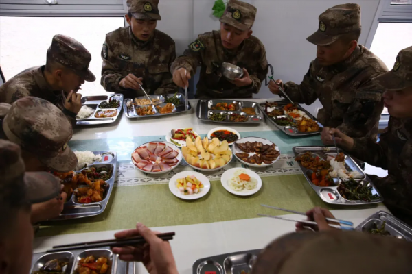 雪域高原,官兵過冬準備已就緒! 雪域高原,官兵過冬準備已就緒!