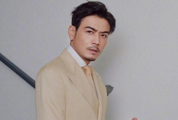 廣電局先審演員片酬再審內容,明星輕鬆圈錢的天價片酬時代將終結 廣電局先審演員片酬再審內容,明星輕鬆圈錢的天價片酬時代將終結