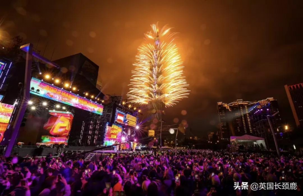 2022跨年夜全球煙火大比拼：倫敦跨年依舊空前精彩