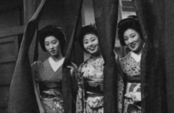 日本元帥狂言三個月拿下中國，投降後，妻子：大計破滅，你自盡吧