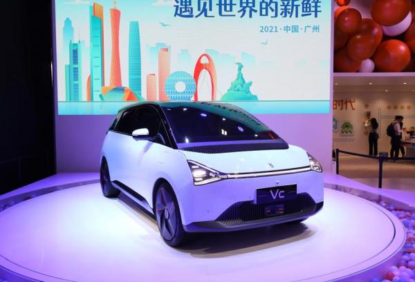 提供快充功能,輕橙時代首款車型VC亮相 提供快充功能,輕橙時代首款車型VC亮相