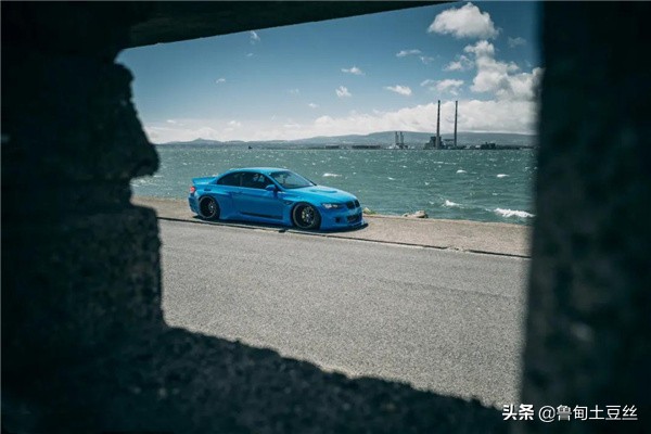 「轂銳馳」一臺融入了JDM元素的寶馬E93 335i 「轂銳馳」一臺融入了JDM元素的寶馬E93 335i