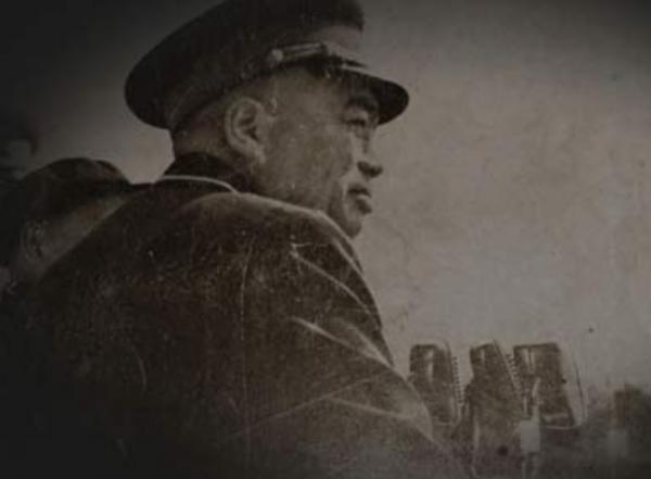 毛主席作報告，陳賡卻突然衝上臺，原因讓料事如神的主席也想不到