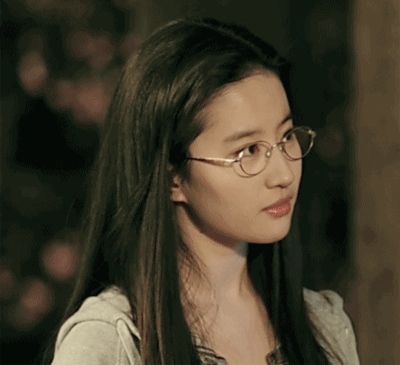 依雪抗衰：女明星卸妝後的面板狀態絕了！劉濤當場直播卸妝