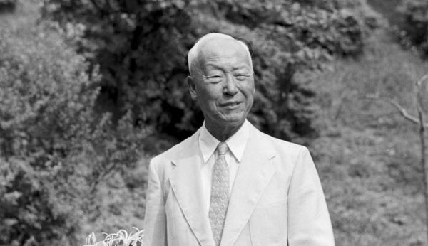 抗美援朝最後一戰，李承晚拒絕和談，與美國撕破臉，偉人：打服他