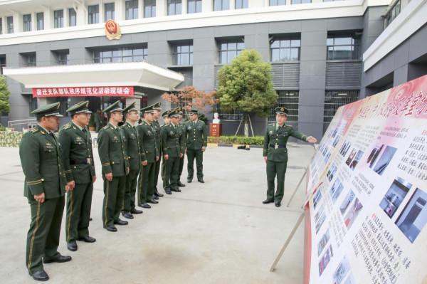 一場觀摩演示會,展示武警戰士如何治服“四個看不慣” 一場觀摩演示會,展示武警戰士如何治服“四個看不慣”