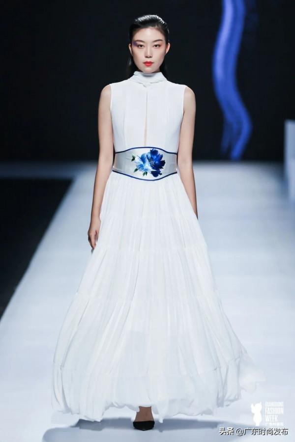 水墨丹青，翩若驚鴻——MOHUA墨話【染&amp;繡】非遺時尚秀丨2021灣區（廣東）時尚文化周-秋季