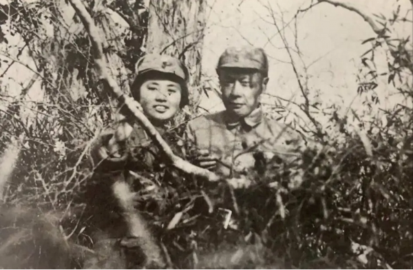 新四軍改編，陳毅差點被譚餘保錯殺，事後毛澤東卻誇譚粗中有細