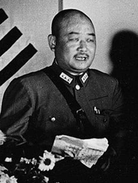 1952年,國軍上將劉峙現身印尼淪為小學教員,蔣介石:別再丟人了 1952年,國軍上將劉峙現身印尼淪為小學教員,蔣介石:別再丟人了
