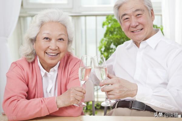 65歲後少吃肉,意味著什麼?3個危害要有數,飲食上做好4點更健康 65歲後少吃肉,意味著什麼?3個危害要有數,飲食上做好4點更健康