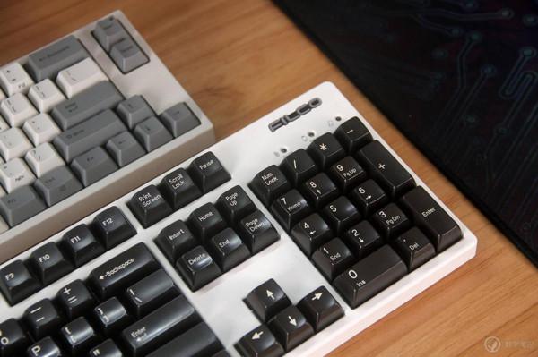 最新桌面折騰總結(附30餘款桌面質感好物和電腦配置清單) 最新桌面折騰總結(附30餘款桌面質感好物和電腦配置清單)