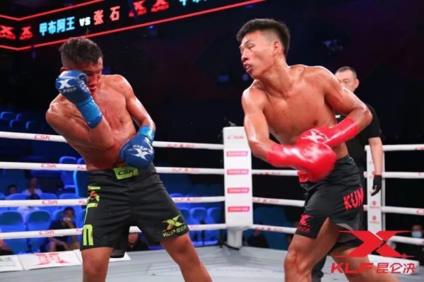 從籍籍無名到夢想照進現實，甲布阿王終將成為別人的偶像