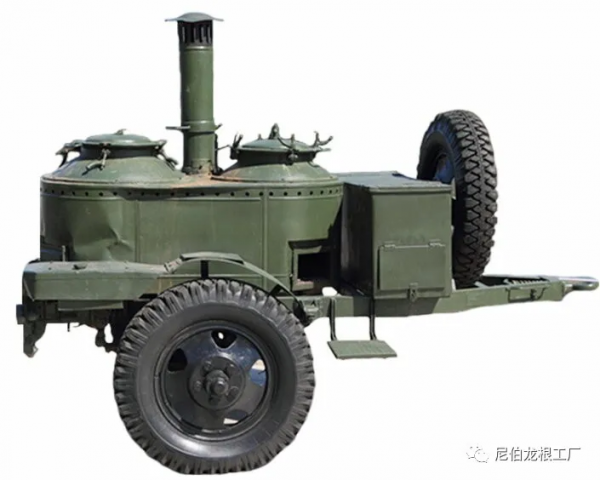 灰色牲口投食器：蘇俄牽引式野戰廚房小史