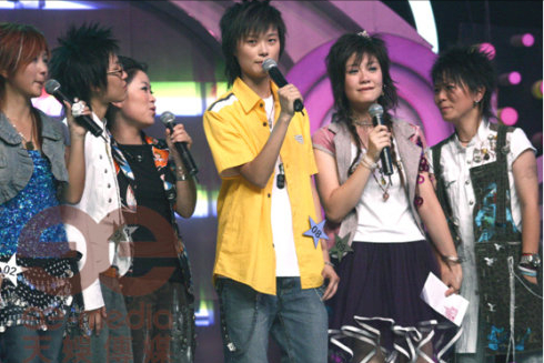 無價之姐，李宇春的黑紅往事，她是劃時代的標籤，憑什麼紅那麼久