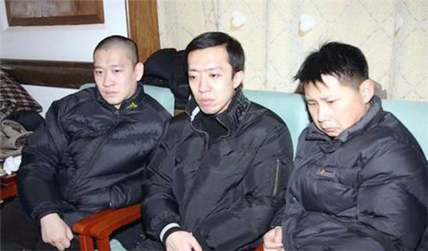 霄字科第二次擺知儀式，文化糟粕的“捆綁銷售”？郭德綱難逃責任