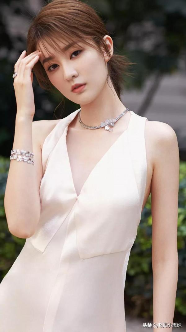 喬欣，溫文爾雅，楚楚動人