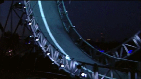 90個神奇照片，剛出生的小刺蝟，大白鯊的驚人尺寸，水上麻將桌椅