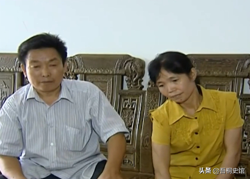 湖南養女高考金榜題名，卻與富豪爸爸相認，貧窮養父忍痛讓其抉擇