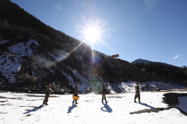 「新春走基層」青春堅守&CenterDot;沿著317，踏雪保通築忠誠