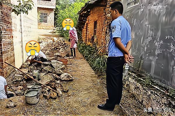 廣西一男子修路不留排水溝,鄰居掄大錘怒砸水泥路:你初一我十五 廣西一男子修路不留排水溝,鄰居掄大錘怒砸水泥路:你初一我十五