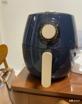 “輕奢藍”輕奢風格，看一次就想擁有它，品味其與眾不同的格調