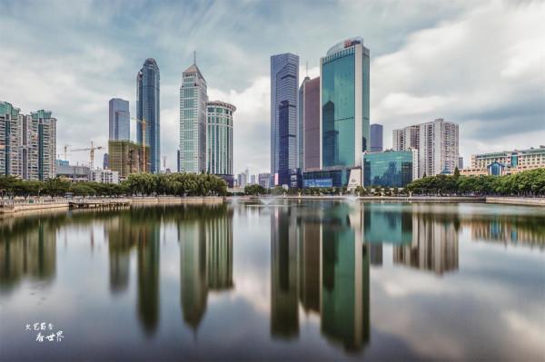 一座城市有83所大學、3大火車站、4大港口，這是個什麼神仙地方？