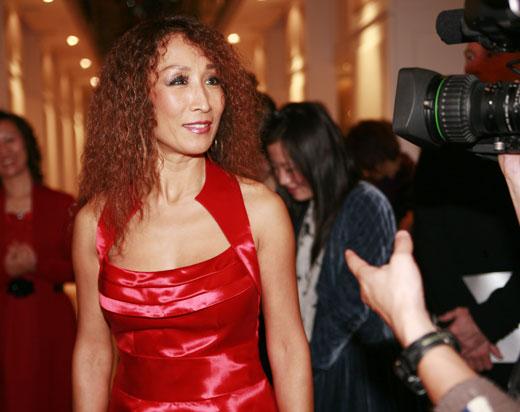 車禍流產,大哥去世,2婚嫁英國人,64歲沒孩子,沈小岑還好嗎? 車禍流產,大哥去世,2婚嫁英國人,64歲沒孩子,沈小岑還好嗎?