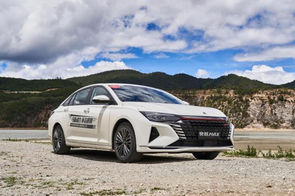 試駕賽道級寬體家轎奕炫MAX 從麗江自駕香格里拉納帕海