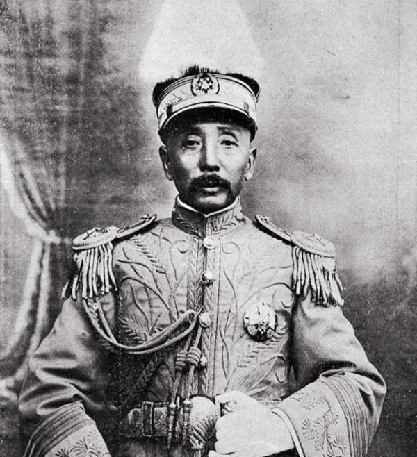 1947年白龍駒山戰役,雙方的團長一見面就愣住了:原來是同窗好友 1947年白龍駒山戰役,雙方的團長一見面就愣住了:原來是同窗好友