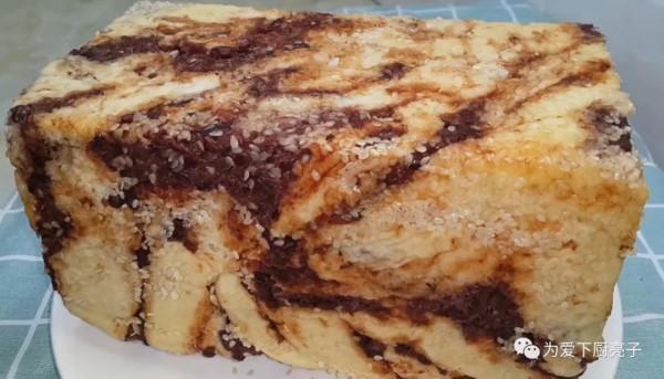 1斤麵粉，半斤紅豆，鍋裡一蒸，鬆軟香甜無新增，吃過就唸念不忘