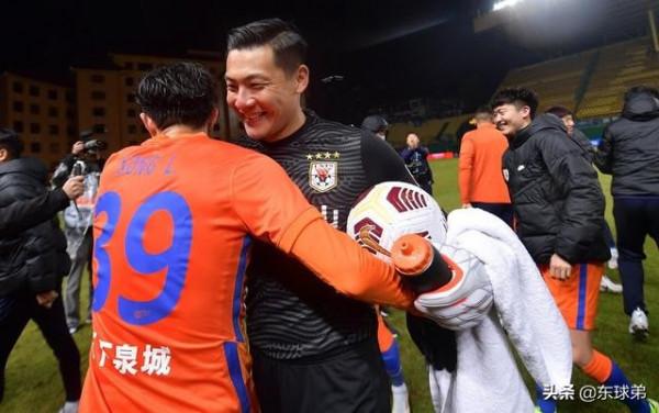 兩次撲出必進球，奪冠後帶走比賽球的王大雷需要支付聯賽費用嗎？