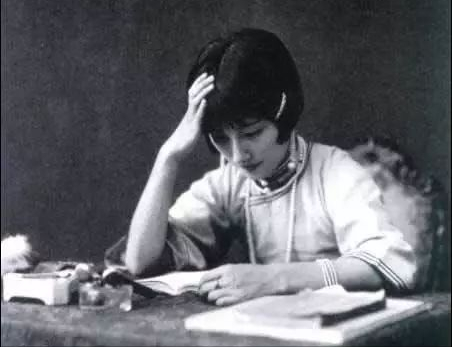 民國名媛唐瑛：和陸小曼齊名，宋子文得不到的女人