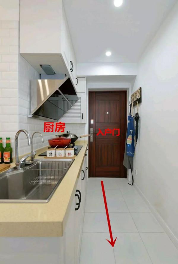 我就喜歡這種戶型,進門廚房玄關在一起,不要牆動線短,方便得很 我就喜歡這種戶型,進門廚房玄關在一起,不要牆動線短,方便得很