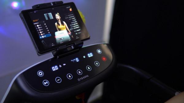 野小獸P30跑步機使用體驗：家庭健身也可以如此充滿樂趣