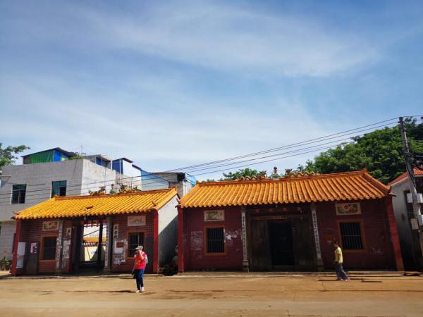 海南500年古村，皇帝親賜村名，乾隆欽賜牌匾，光緒兩次賞賜聖旨