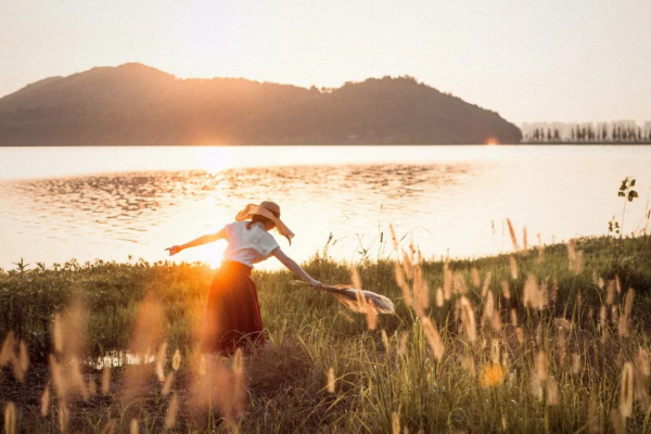 人生過半：忍了，讓了，退了