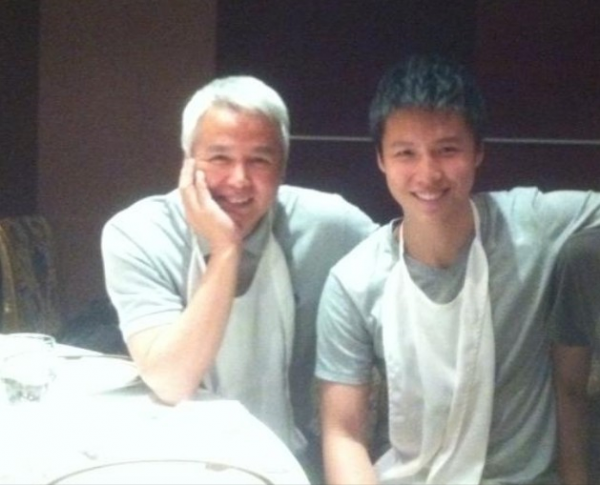 不容易的星二代，有人將父親告上法庭有人諒解，還有人刪爸爸微信