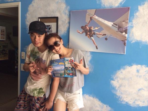 7對“從校服到婚紗”的明星夫妻，在一起最長36年，最短12年