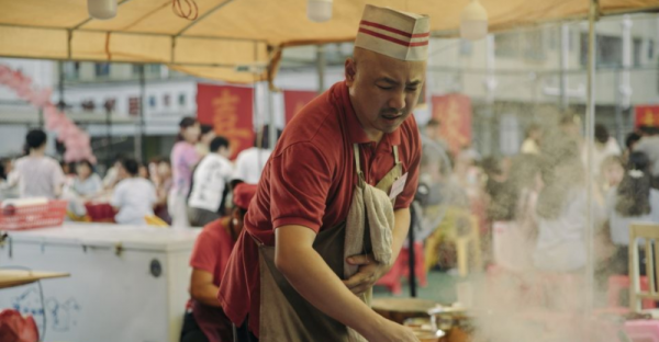 《笨小孩》破5億，易烊千璽演技大讚，6位配角同樣功不可沒