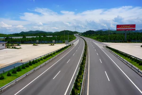 陝西“豪擲”194億建造高速公路，全長為335公里，沿線人民有福了