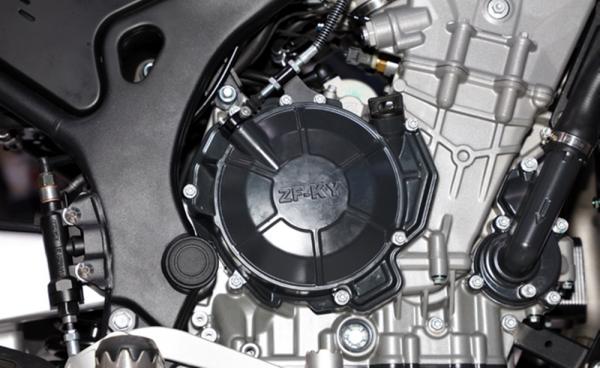 車重180公斤，搭水冷雙缸800ML發動機，凱越全新ADV實車亮相