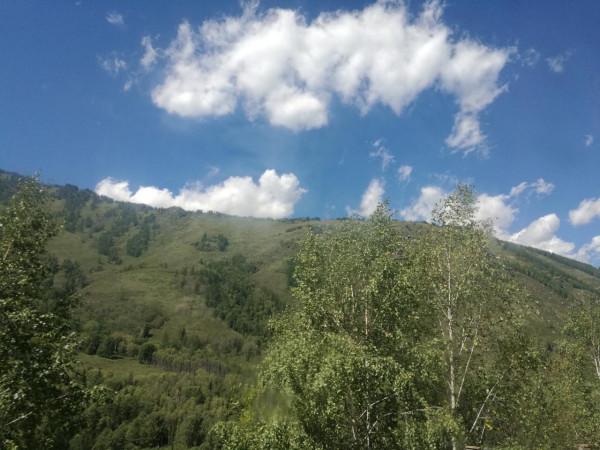 大美新疆八月全程遊記7：禾木印象-上（禾木橋、小木屋，下冰雹）