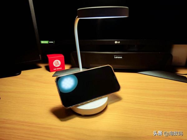 國貨數碼內卷:¥9塊9LED檯燈也配觸控3檔+USB鋰電池,拆解曬個單 國貨數碼內卷:¥9塊9LED檯燈也配觸控3檔+USB鋰電池,拆解曬個單