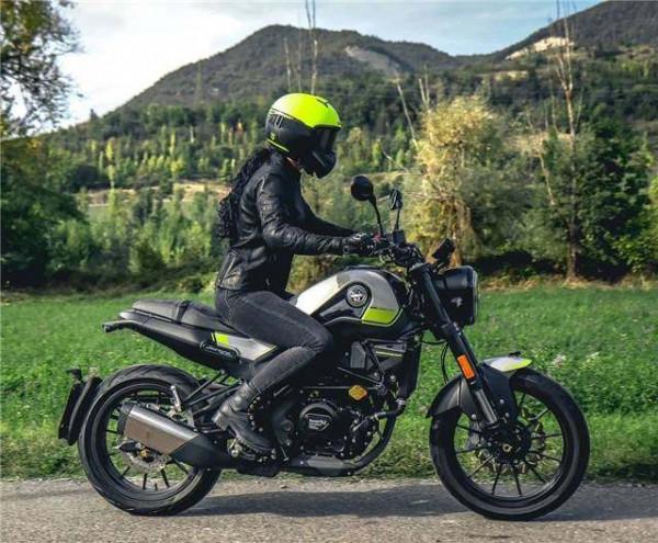 小楚留香來了!春風250復古車上架工信部,會是下一個爆款嗎? 小楚留香來了!春風250復古車上架工信部,會是下一個爆款嗎?