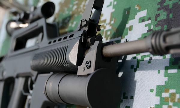 美國如何看待95步槍?設計過時但效能可靠強大,王者地位不可撼動 美國如何看待95步槍?設計過時但效能可靠強大,王者地位不可撼動