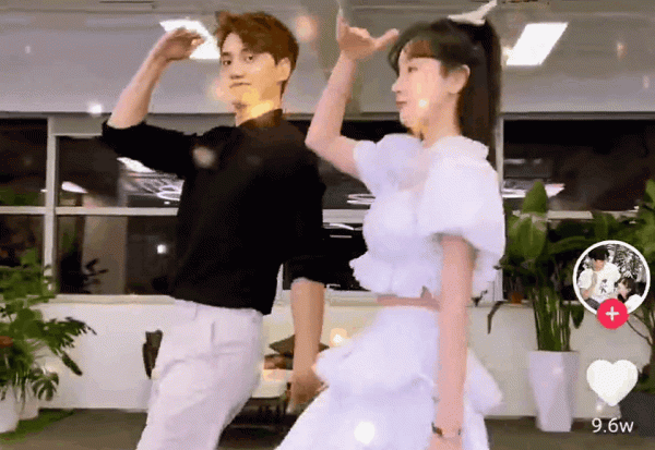 恭喜,他們終於結婚了 恭喜,他們終於結婚了