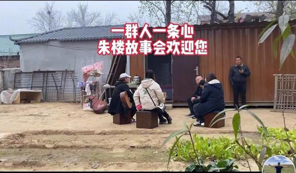 大衣哥經紀人紛紛“落馬”，為什麼他的鄰居朱善闊卻被嘖嘖稱道？