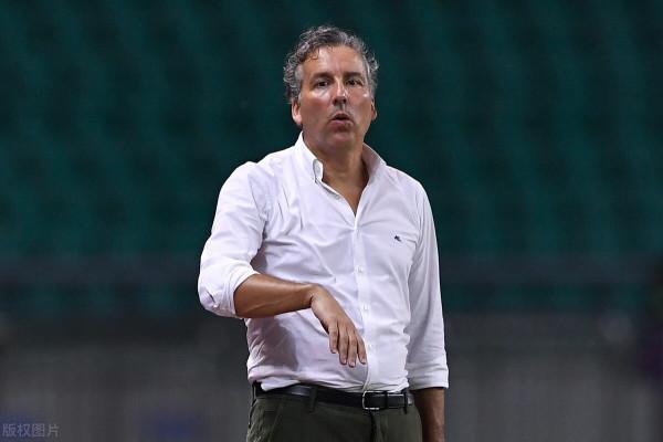 哈維爾執教的中原鐵軍一場多變,安東尼奧指揮的河南隊是多場不變 哈維爾執教的中原鐵軍一場多變,安東尼奧指揮的河南隊是多場不變