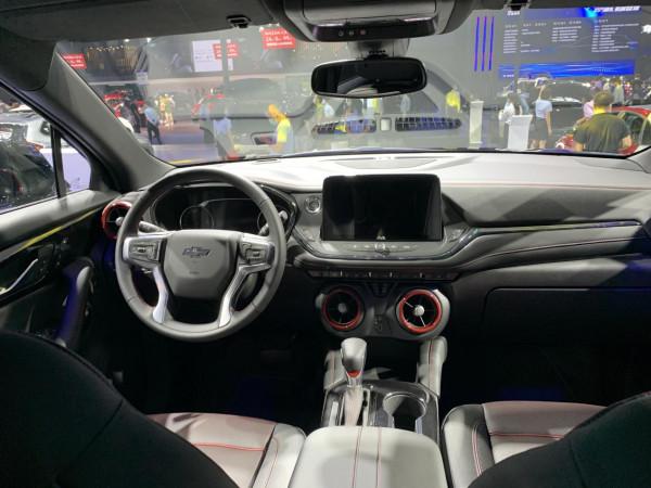 肌肉感十足的雪佛蘭開拓者RS,是不是真正的美式硬派SUV? 肌肉感十足的雪佛蘭開拓者RS,是不是真正的美式硬派SUV?