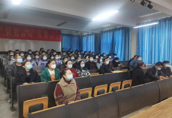 憶崢嶸歲月 強使命擔當 憶崢嶸歲月 強使命擔當